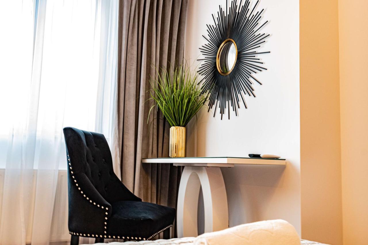Apartment Alios Lux Braşov Esterno foto